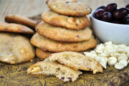 Raspberry White Chocolate Chip Cookies